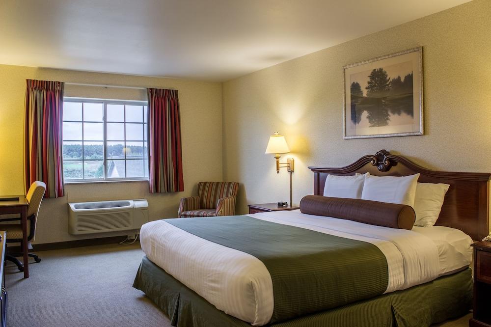 Boarders Inn & Suites By Cobblestone Hotels - Shawano Exterior foto