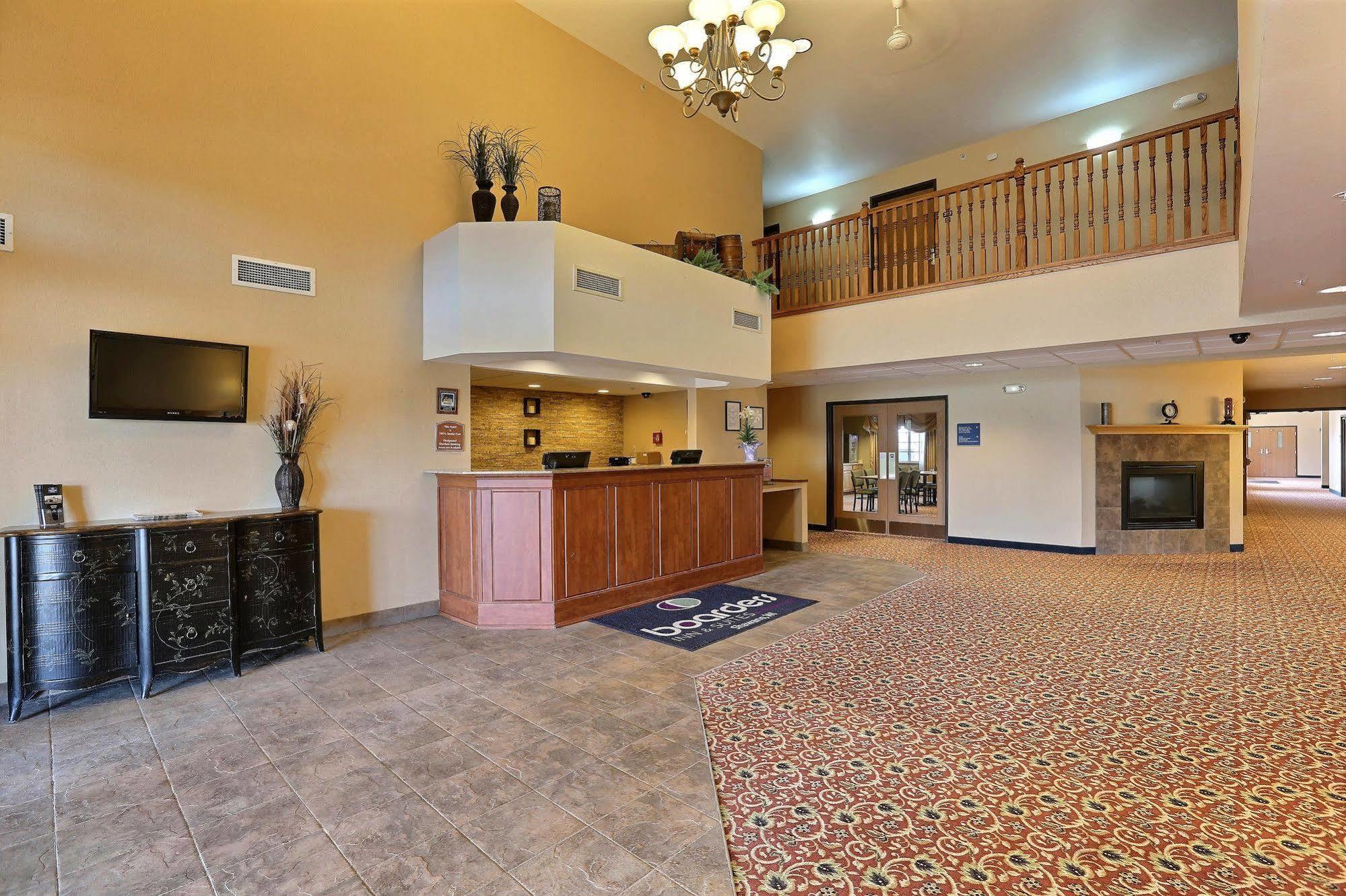 Boarders Inn & Suites By Cobblestone Hotels - Shawano Exterior foto